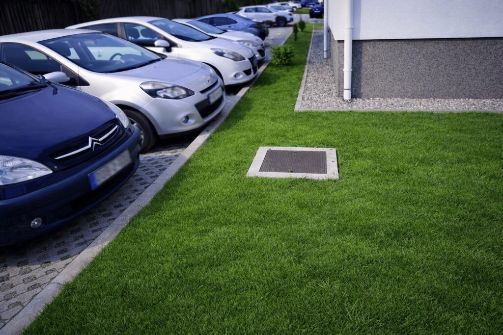 košenje gust parking min min